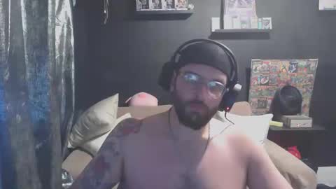 Snapshot of patrickmorris92 chatting on March 18, 8:23 pm patrickmorris92 online show from March 18, 8:23 pm