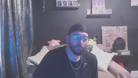 Snapshot of patrickmorris92 chatting on March 21, 8:12 pm patrickmorris92 online show from March 21, 8:12 pm