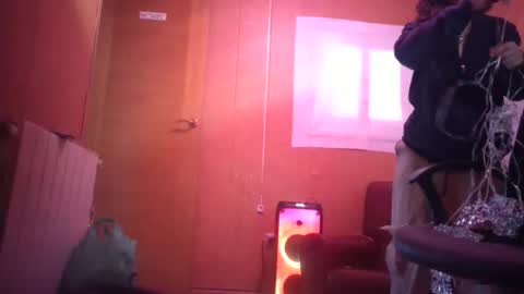 Snapshot of patricktwinslutgirl chatting on November 26, 8:48 am LiaSweetX online show from November 26, 8:48 am