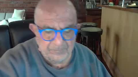 patvac online show from October 25, 10:15 pm