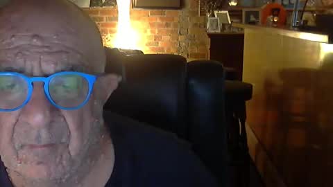 patvac online show from December 14, 1:27 pm