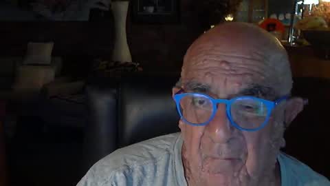 Snapshot of patvac chatting on February 7, 1:48 pm patvac online show from February 7, 1:48 pm