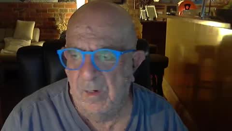 Snapshot of patvac chatting on February 21, 1:45 pm patvac online show from February 21, 1:45 pm