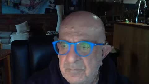 Snapshot of patvac chatting on May 19, 6:20 am patvac online show from May 19, 6:20 am