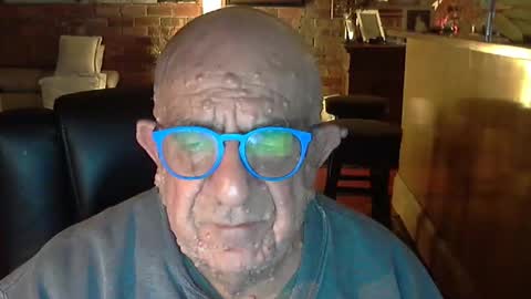 Snapshot of patvac chatting on June 5, 3:29 pm patvac online show from June 5, 3:29 pm