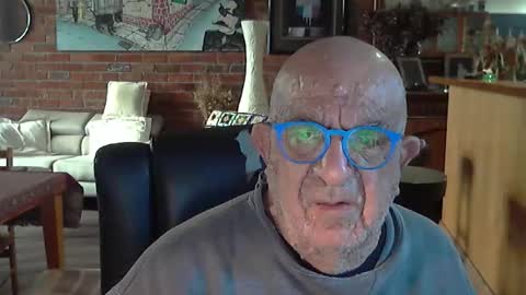Snapshot of patvac chatting on June 7, 11:19 pm patvac online show from June 7, 11:19 pm