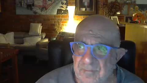Snapshot of patvac chatting on June 9, 2:17 pm patvac online show from June 9, 2:17 pm