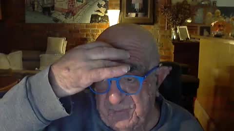Snapshot of patvac chatting on June 11, 2:59 pm patvac online show from June 11, 2:59 pm