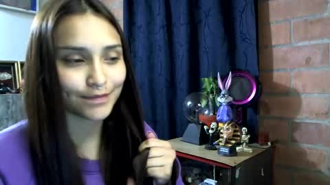 Snapshot of pau_cat chatting on August 5, 5:43 am Pau online show from August 5, 5:43 am