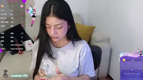 Snapshot of pau_cute19 chatting on June 24, 5:01 pm pau cute online show from June 24, 5:01 pm