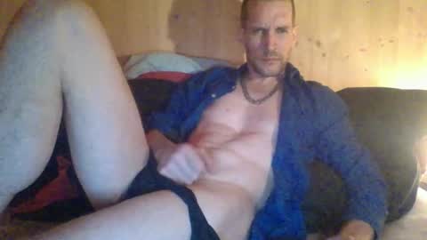 paueriwan online show from February 24, 9:52 pm