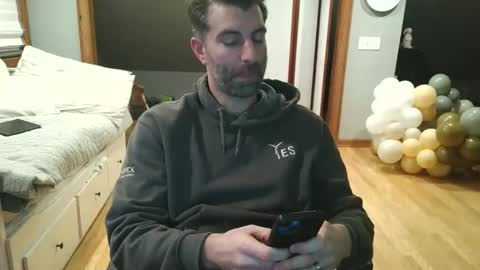 Paul online show from March 29, 2:33 am