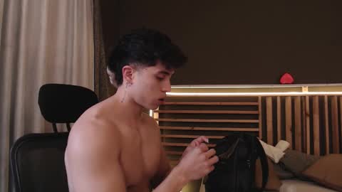 Paul online show from December 19, 1:51 pm