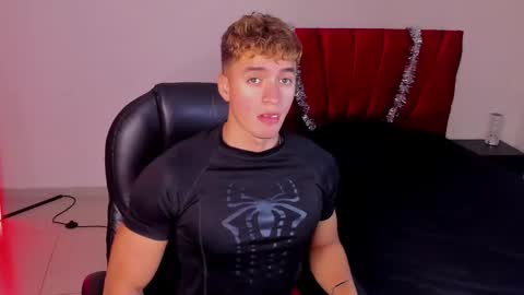 Paull George online show from November 20, 3:45 pm