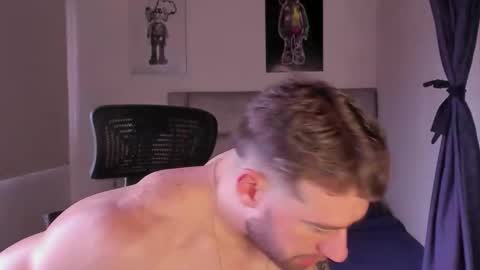 Snapshot of paul_roger chatting on February 23, 12:35 pm PAUL ROGER online show from February 23, 12:35 pm