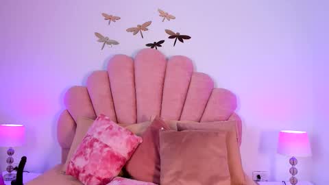 Paula   online show from February 20, 1:00 pm