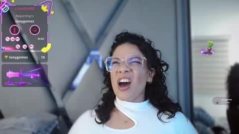 Paula online show from October 11, 9:35 pm