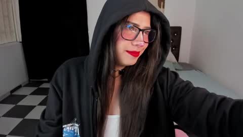 CALL ME PAULA  online show from December 8, 2:09 pm