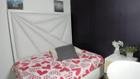 Paula online show from September 12, 2:28 pm