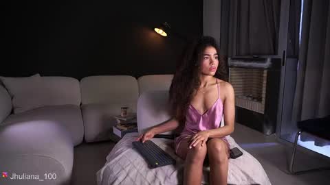 Paula online show from May 30, 3:20 pm