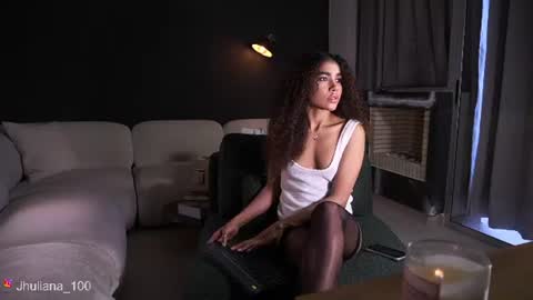 Paula online show from June 18, 9:30 pm