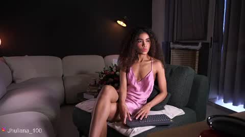 Paula online show from June 21, 7:05 pm