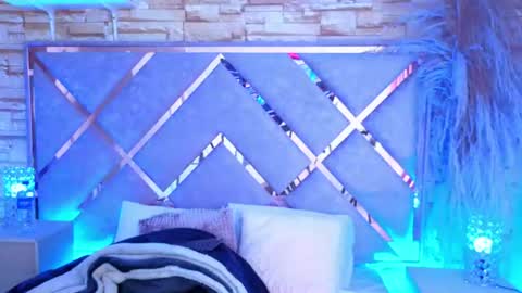 Snapshot of paulette_dupont_ chatting on June 25, 2:22 am paulette_dupont_ online show from June 25, 2:22 am