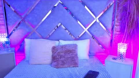 Snapshot of paulette_dupont_ chatting on July 26, 2:09 am paulette_dupont_ online show from July 26, 2:09 am