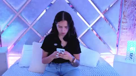 Snapshot of paulette_dupont_ chatting on July 27, 1:56 am paulette_dupont_ online show from July 27, 1:56 am
