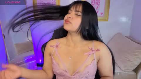 Live 800am 200pm COLOMBIAN HOUR online show from February 20, 1:33 pm