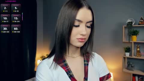 Eva online show from October 16, 7:15 pm