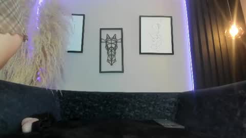 Snapshot of paulina_bennet chatting on June 10, 12:26 pm paulina_bennet online show from June 10, 12:26 pm