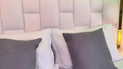 Paulina  online show from January 5, 7:06 pm