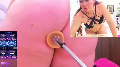Paulina Davis  online show from January 9, 4:19 am