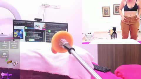 Paulina Davis  online show from January 12, 1:42 am
