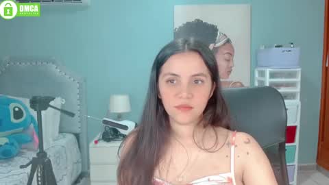 Snapshot of paulina_doll_ chatting on February 25, 10:07 pm Paulina online show from February 25, 10:07 pm