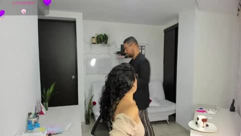 paulina online show from May 24, 8:41 am