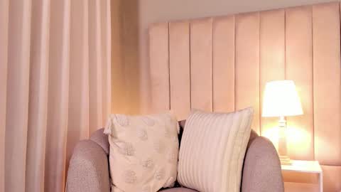 paylina monroy online show from November 16, 12:05 am