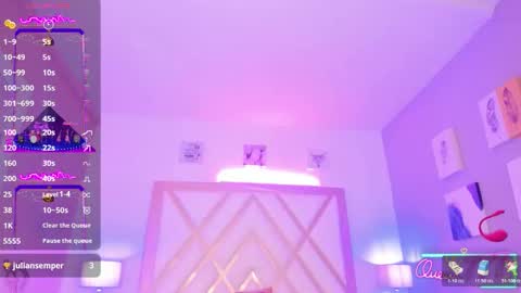 Snapshot of paulina_ruiz_ chatting on March 18, 11:08 pm online show from March 18, 11:08 pm