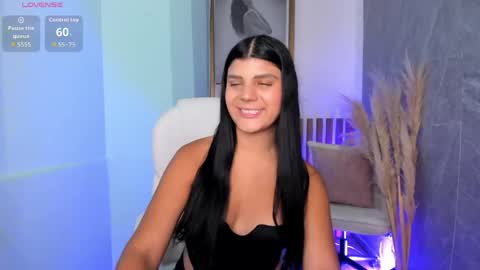 Snapshot of paulinabelle chatting on April 8, 2:39 pm Paulina Belle online show from April 8, 2:39 pm