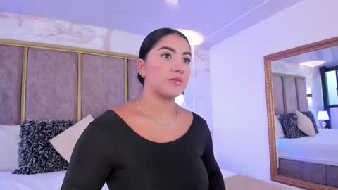 Paulina online show from September 19, 12:39 pm