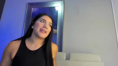 Snapshot of paulinaduarte_ chatting on September 23, 11:46 am Paulina online show from September 23, 11:46 am