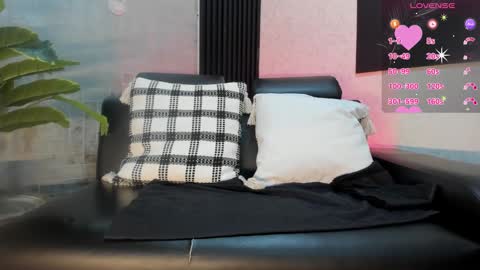 Snapshot of paulinasaeenz chatting on February 15, 1:41 pm PaulinaSaennz online show from February 15, 1:41 pm