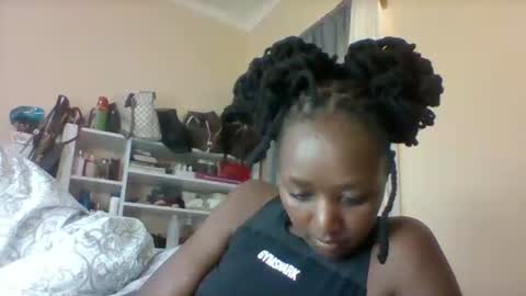 pauline19932016 online show from November 4, 4:44 am