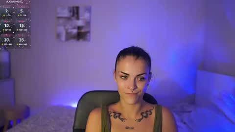 Pauline online show from July 31, 12:59 pm