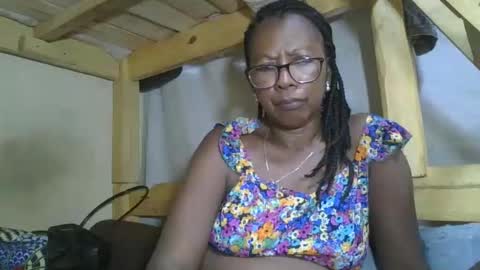 pauline online show from February 8, 11:35 am