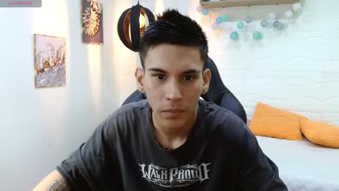 paull online show from February 1, 4:00 am