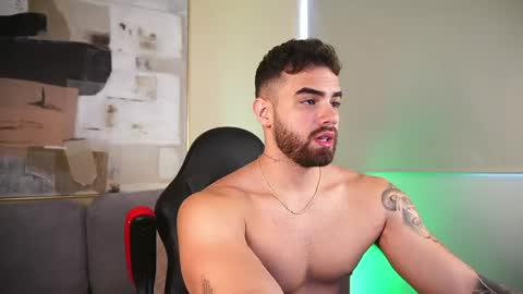 Paul Phoenix online show from March 24, 8:14 pm