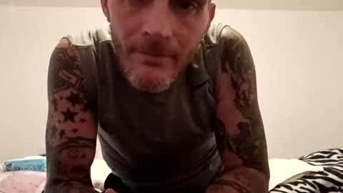 paulrussell0404 online show from September 28, 12:21 pm