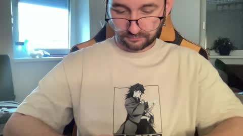 Snapshot of paulsimpsn chatting on September 25, 8:29 am love bush online show from September 25, 8:29 am